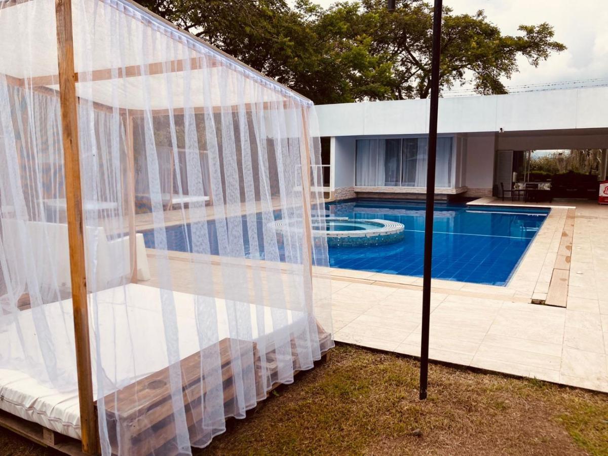 Villa Cristal Santa Elena (El Cerrito) Exterior foto